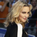 Madonna vai cantar música inédita na final do festival Eurovision, em Israel.