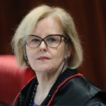 Ministra do STF, Rosa Weber, dá 5 dias para Bolsonaro explicar decreto sobre porte de armas