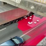 Derramamento de agrotóxico fecha pista da Via Dutra no RJ