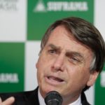 Sem provas, Bolsonaro acusa ONGs de queimadas na Amazônia para 'chamar atenção'