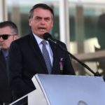 Bolsonaro retalia imprensa por não divulgar dados distorcidos e evita entrevista