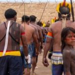 Índios se aliam a antigos inimigos contra planos de Bolsonaro na Amazônia.