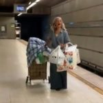 Vídeo de sem-teto cantando ópera no metrô de Los Angeles viraliza