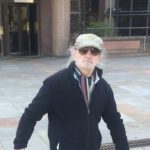 Acumulador compulsivo deixa esposa apodrecendo em uma poltrona e recebe sentença de oito anos de pri...
