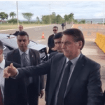 Bolsonaro diz: ‘Você não vai acabar com desmatamento nem com queimadas, é cultural’