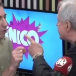 Augusto Nunes agride Glenn Greenwald após ser chamado de 'covarde' ao vivo