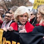 Manifestantes do Shut Down DC se juntam à Jane Fonda em protesto pelas mudanças climáticas