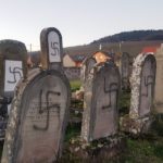 Cemitério judaico é profanado com desenhos de suásticas na França