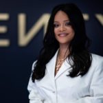 Rihanna doa US$ 5 milhões para combate ao coronavírus