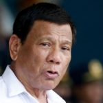 Presidente das Filipinas autoriza policia a matar quem sair da quarentena
