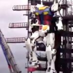 Robô gigante Gundam dá seus primeiros passos no Japão