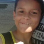 Menino de 9 anos comete suicídio após contar a colegas de escola que era gay