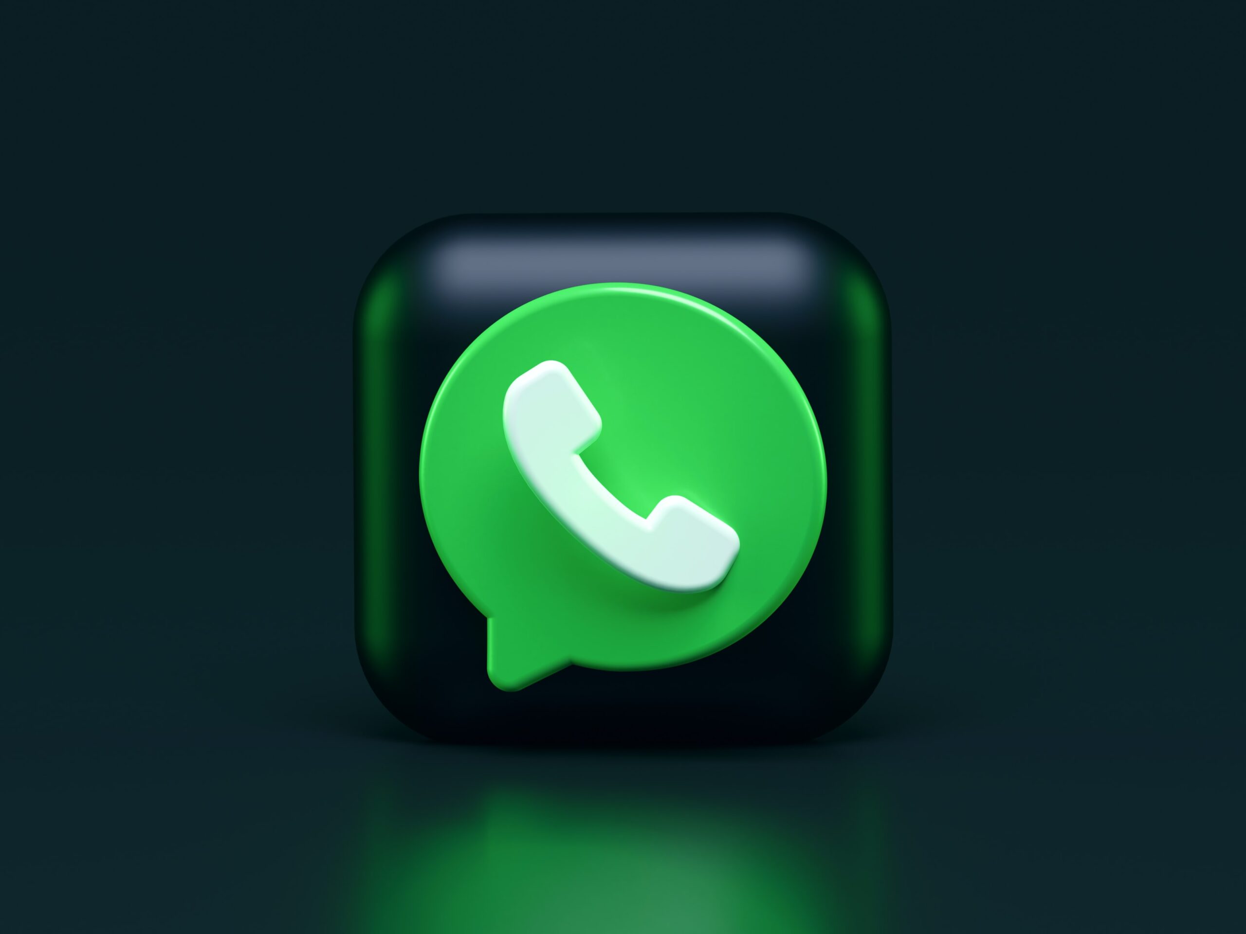WhatsApp bloqueia 2 milhões de usuários indianos por violações de mensagens