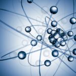Novas pistas sobre por que há tão pouca antimatéria no universo