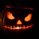 A causa número um dos ferimentos no Halloween: esculpir a abóbora