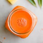 Suco de cenoura, abacaxi e gengibre