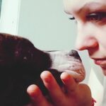 Seu corpo cheira quando está estressado e seu cão pode farejá-lo