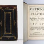 Cópia há muito perdida do famoso livro de Newton 'Opticks' será leiloada por meio milhão de dólares