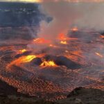 Vulcão Kilauea em erupção no Havaí está expelindo névoa e pode lançar cacos de vidro