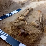'criança vampira' foi desenterrada em necrópole do século XVII