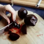 Por que a beterraba deixa seu cocô e xixi vermelhos?