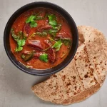 Curry de beterraba, espinafre e coco