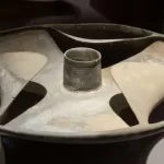 Disco de Sabu: uma misteriosa escultura de pedra egípcia de 5.000 anos que se parece com uma calota