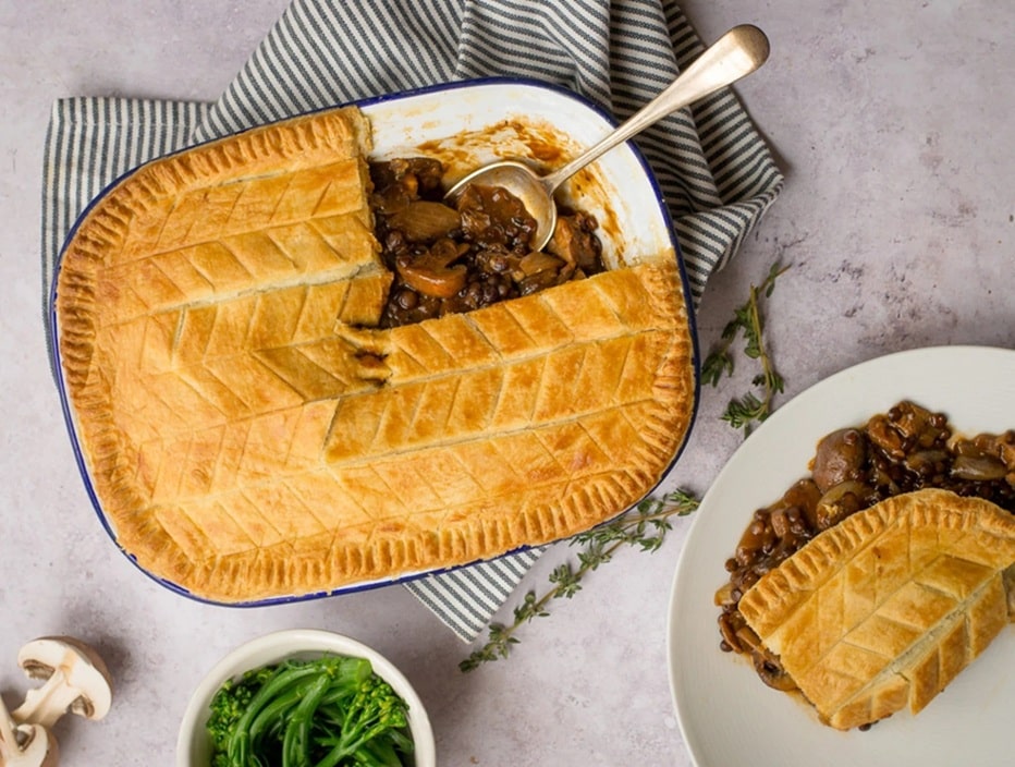Torta de cogumelos com cerveja e lentilhas