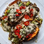 Batatas-doces recheadas com cogumelos caramelizados