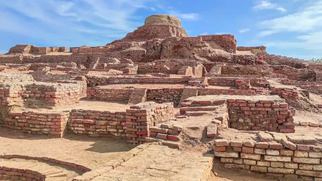 Mohenjo-daro parece ter quebrado um dos padrões mais conhecidos da história: à medida que a cidade de 4.000 anos se tornava mais rica e avançada, também se tornava mais igualitária. 
